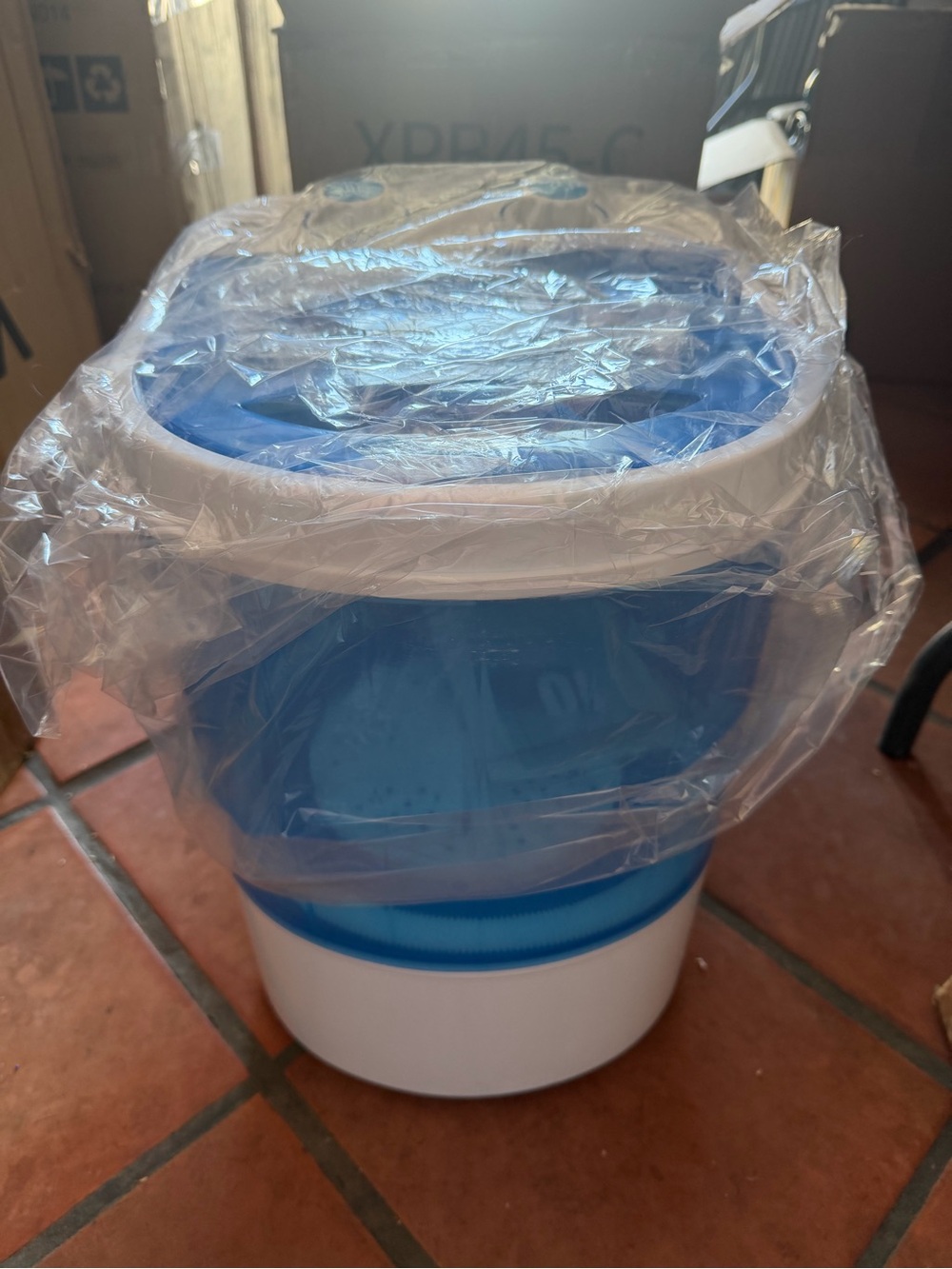 Compact Blue and White Portable Washing Machine